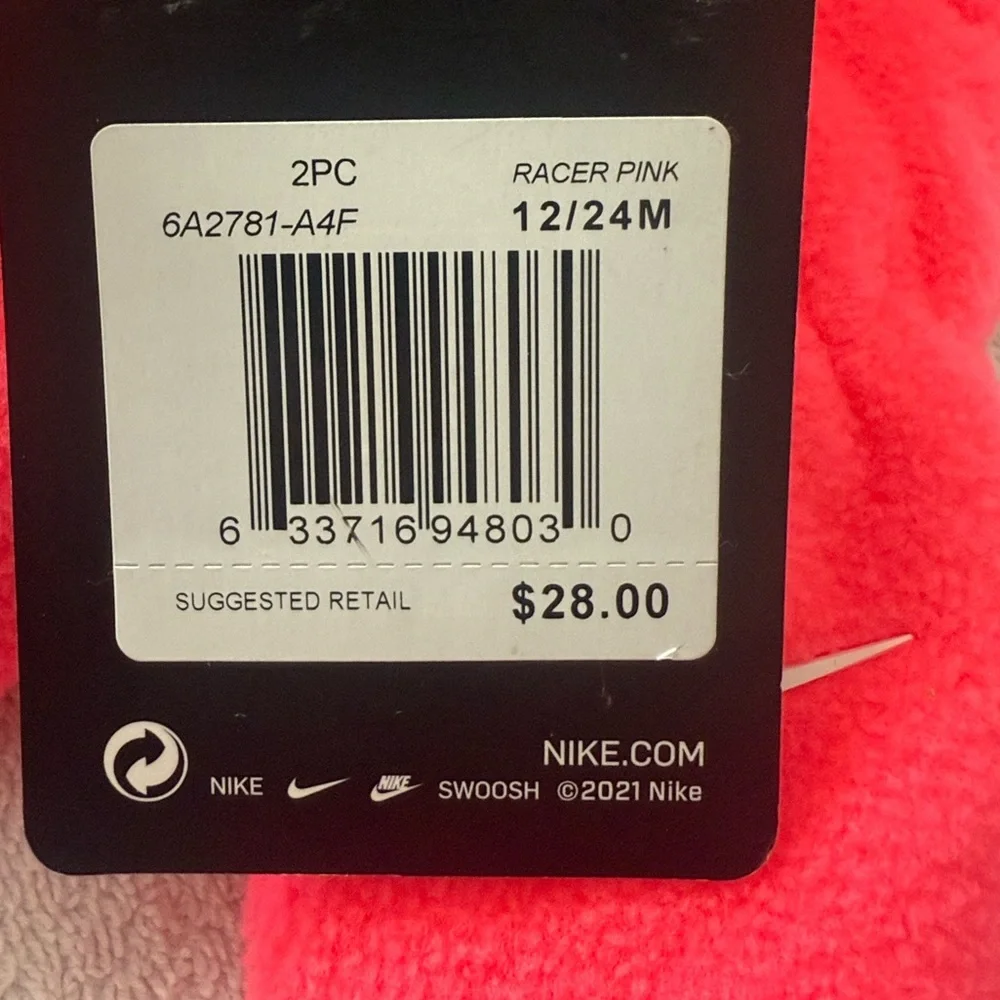 Nike Toddler boys/ girls 2-Piece Swoosh Fleece Hat &Mittens Set Size (12/24M)